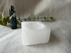 Selenite - sphere holder