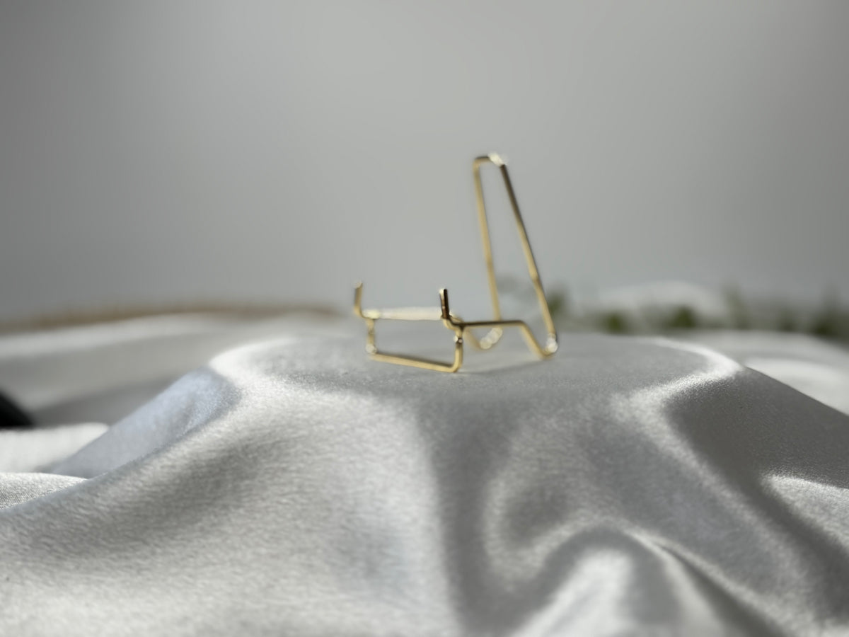 medium gold-tone crystal display holder