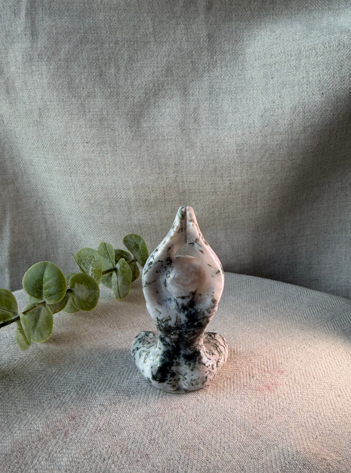 Tree Agate Goddess Meditation Stone Figurine